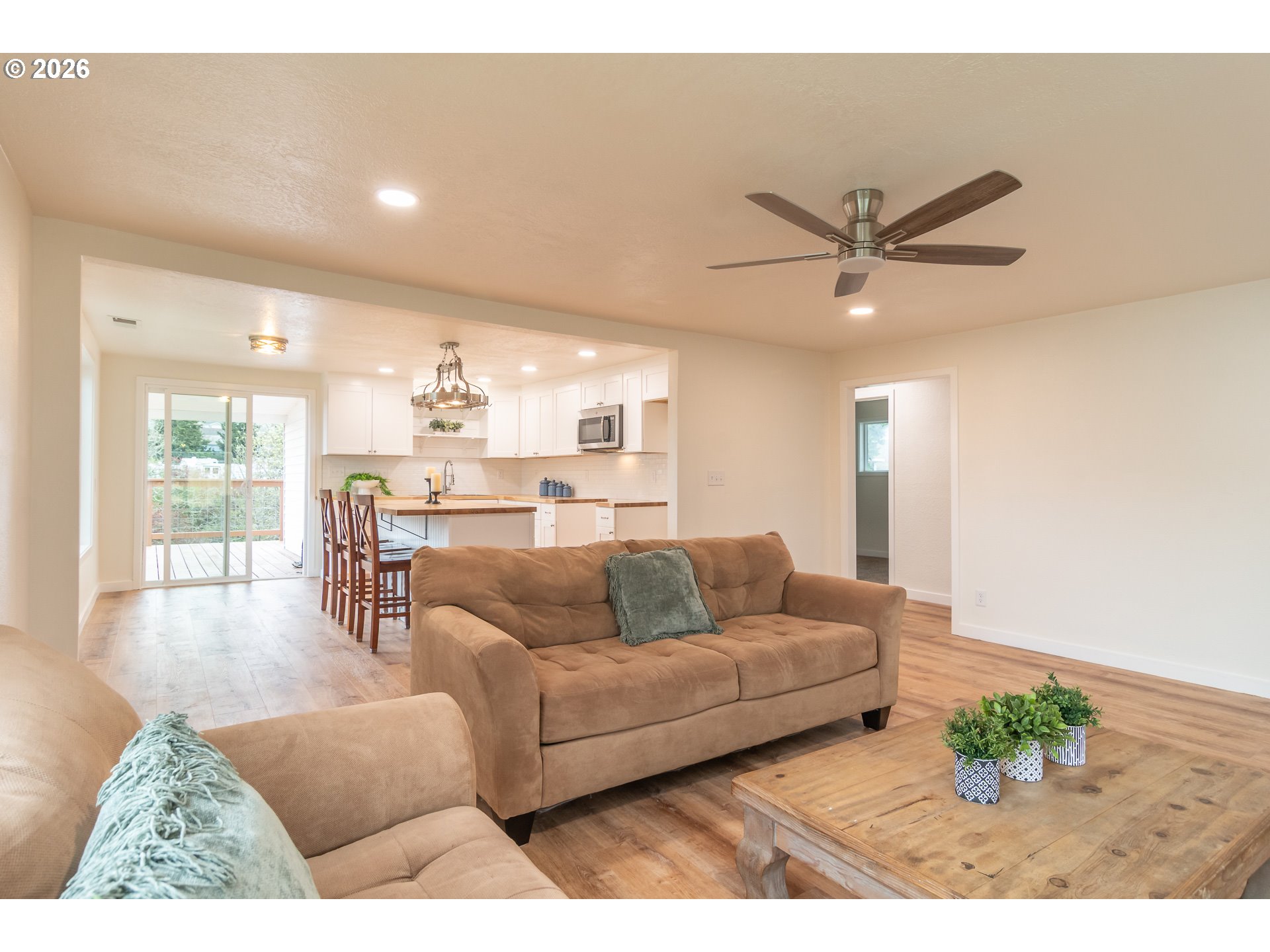 3660 Carnes Road Roseburg, OR 97471 - Photo 3 of 30