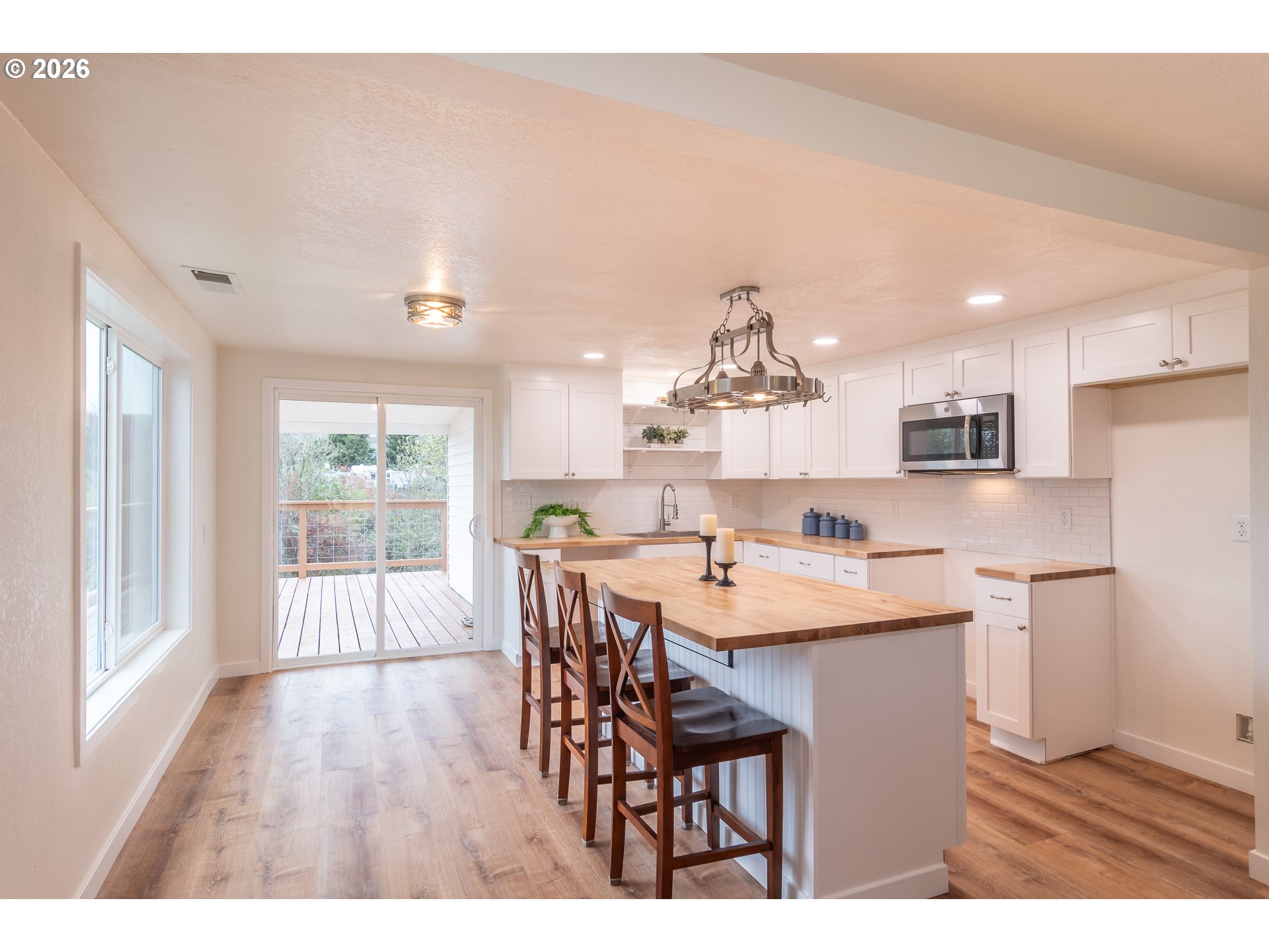 3660 Carnes Road Roseburg, OR 97471 - Photo 4 of 30