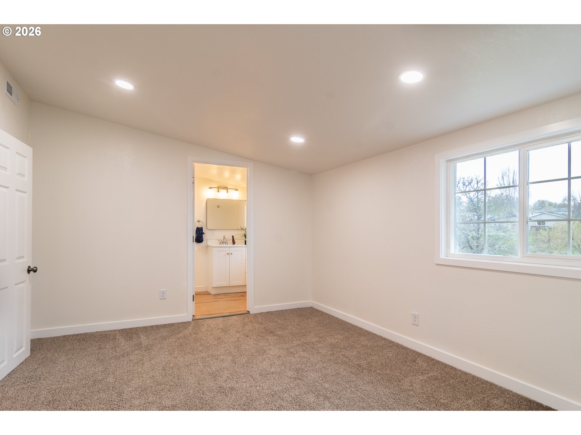 3660 Carnes Road Roseburg, OR 97471 - Photo 9 of 30