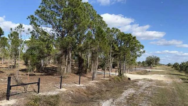 $49,999 | 17923 Northwest 298th Street, Okeechobee, FL 34972