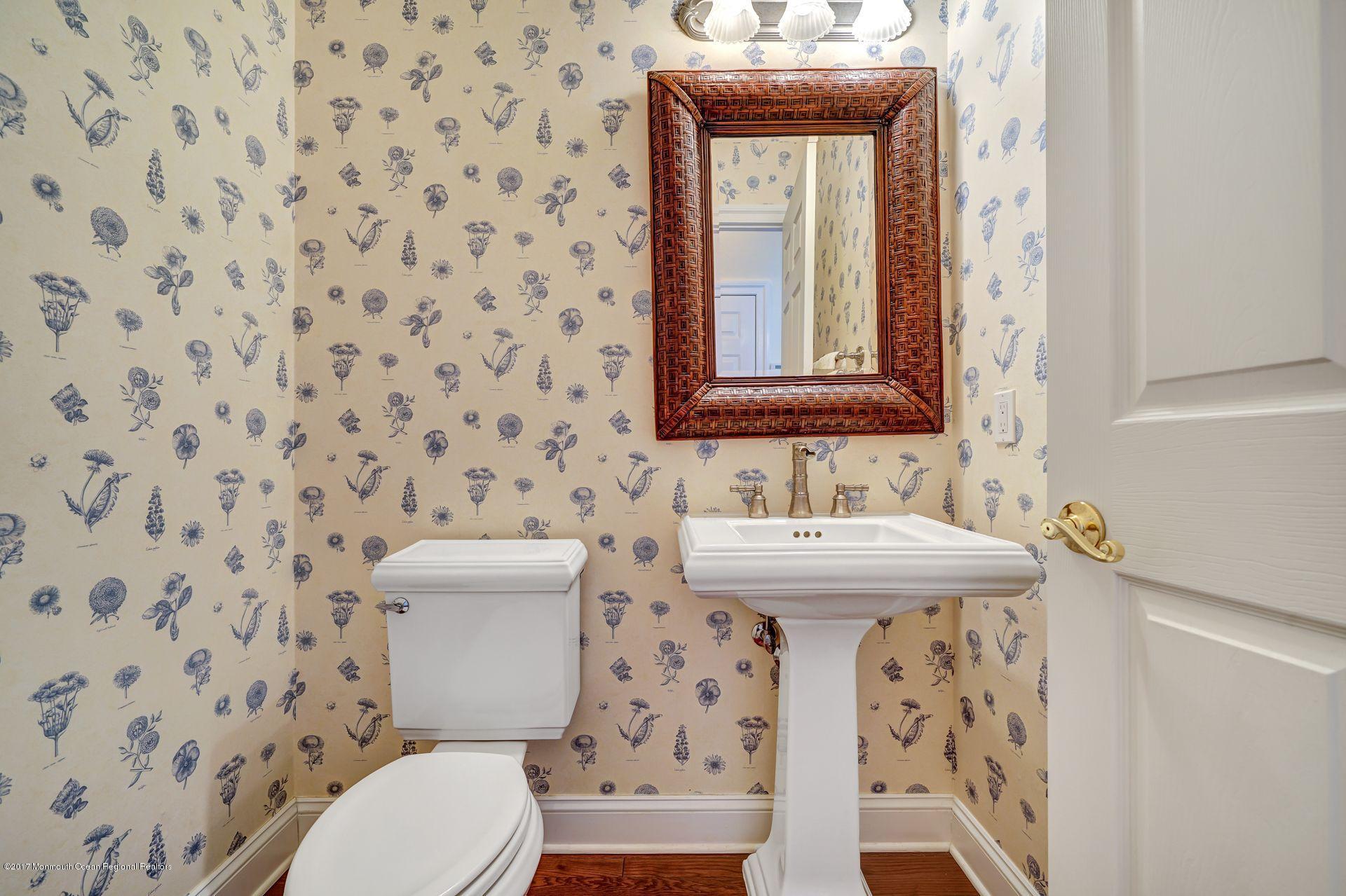 54 Bay Hill Road Lakewood, NJ 08701 - Photo 14 of 48 14