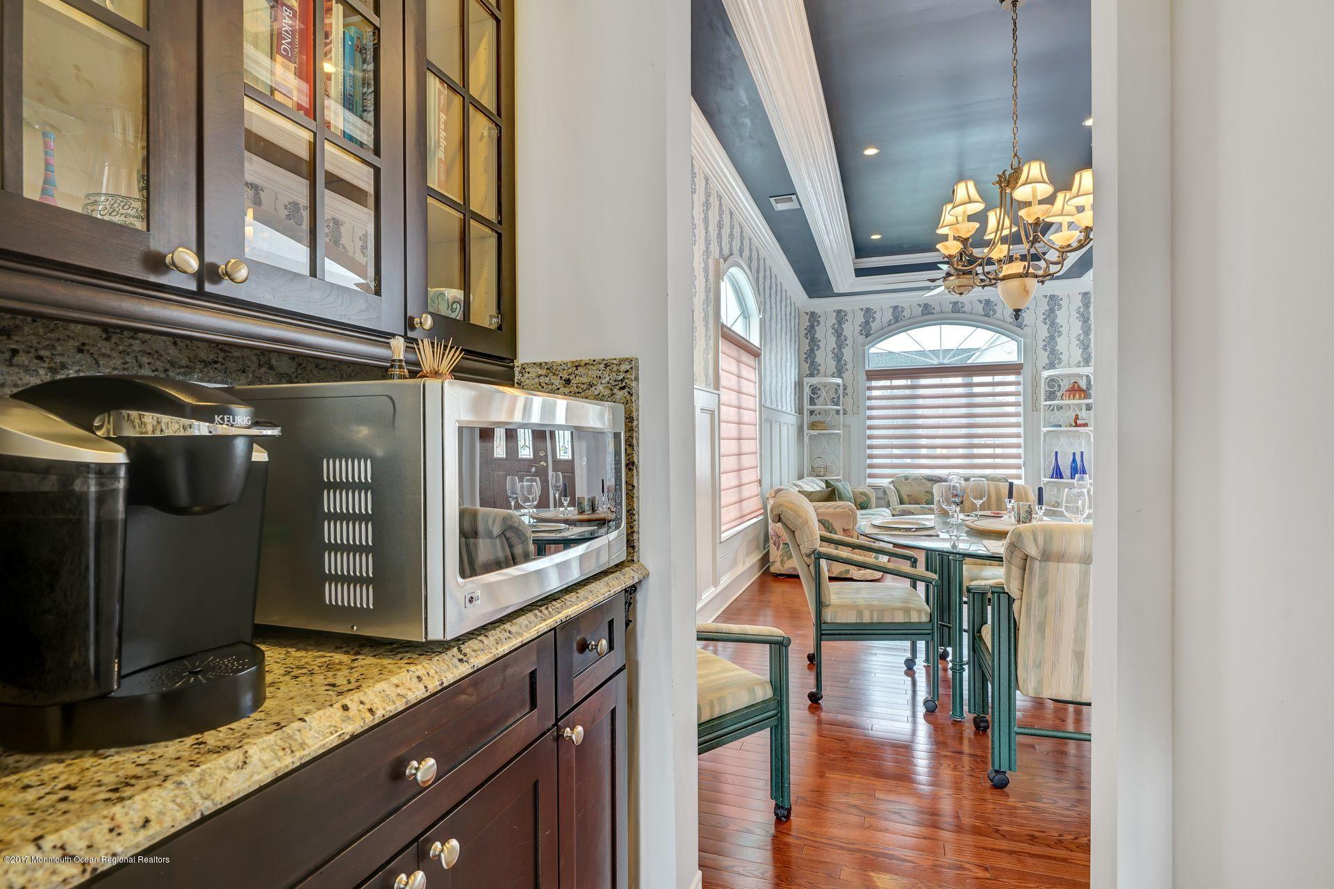 54 Bay Hill Road Lakewood, NJ 08701 - Photo 15 of 48 15