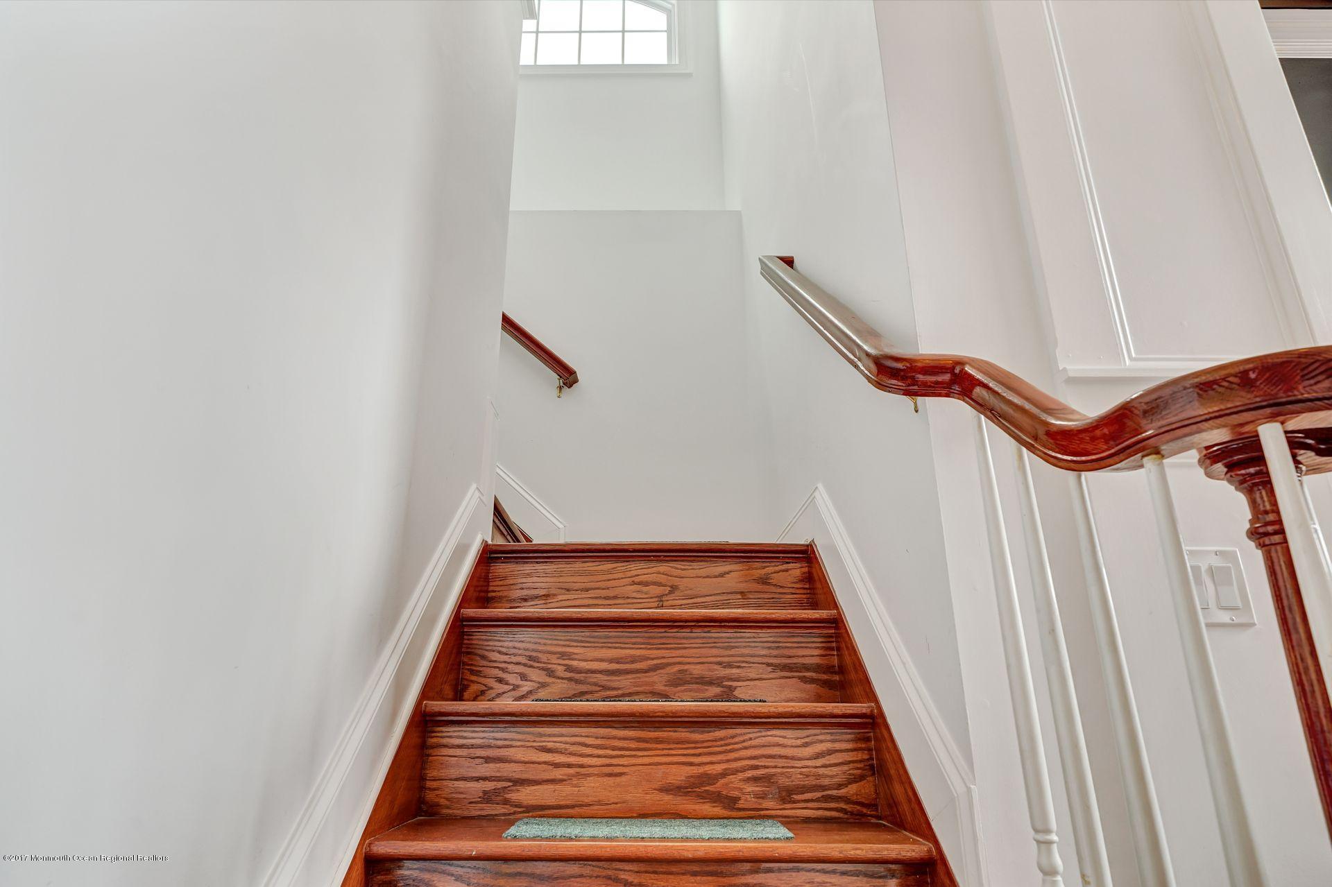 54 Bay Hill Road Lakewood, NJ 08701 - Photo 16 of 48 16