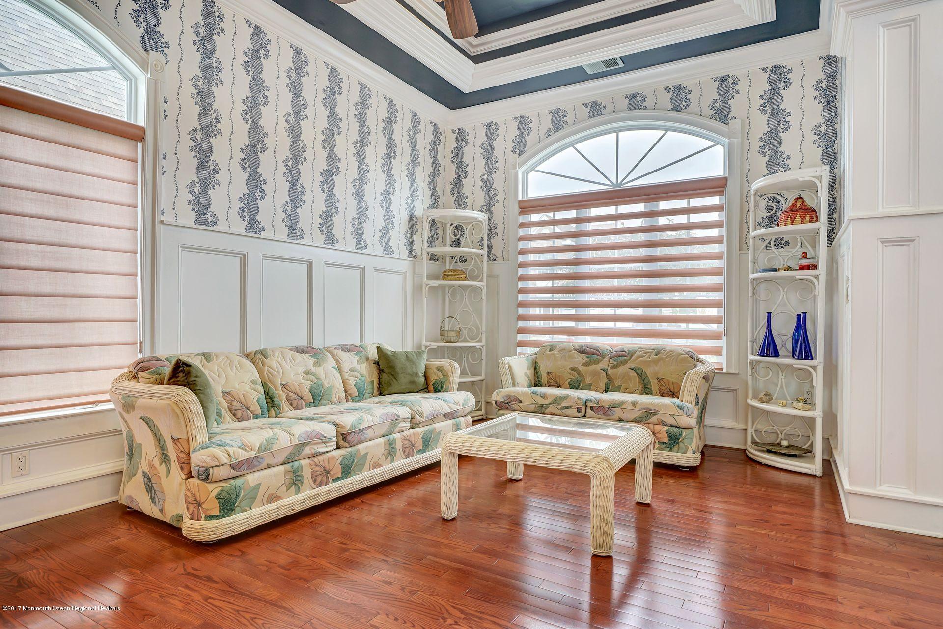 54 Bay Hill Road Lakewood, NJ 08701 - Photo 9 of 48 9