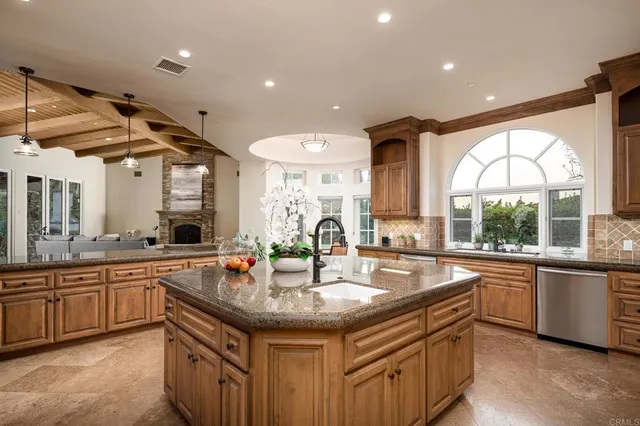 $6,495,000 | 6627 Calle Ponte Bella, Rancho Santa Fe, CA 92091