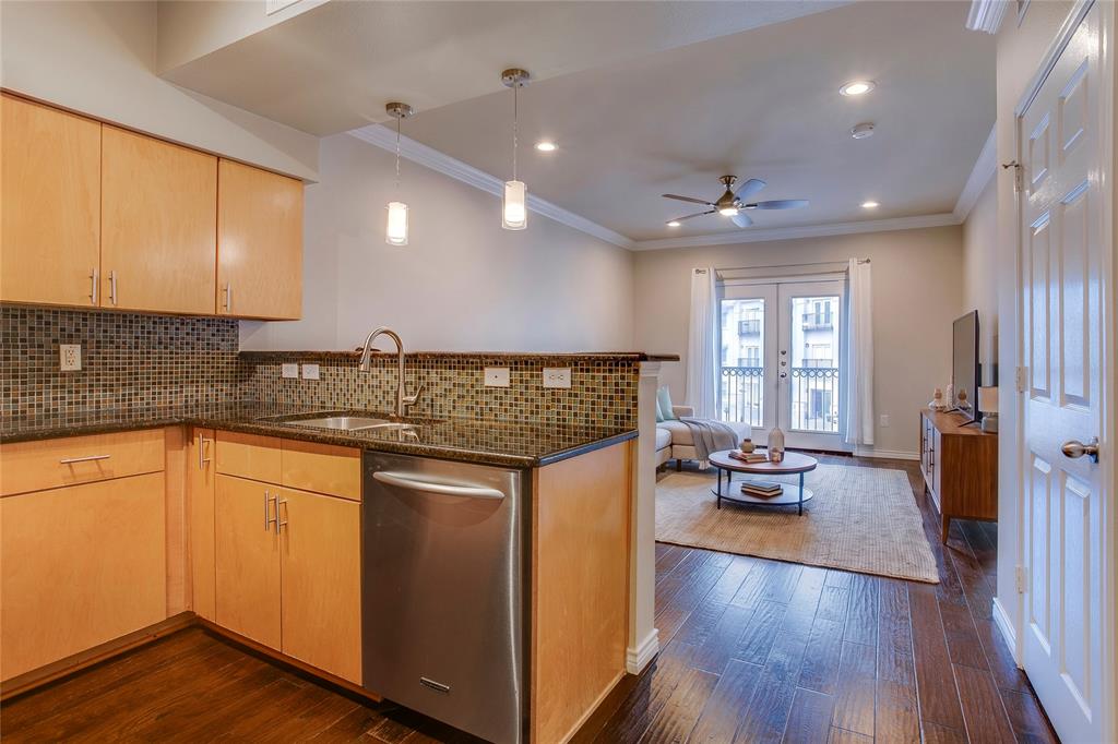 3102 Kings Road, Unit 2208 Dallas, TX 75219 - Photo 3 of 25