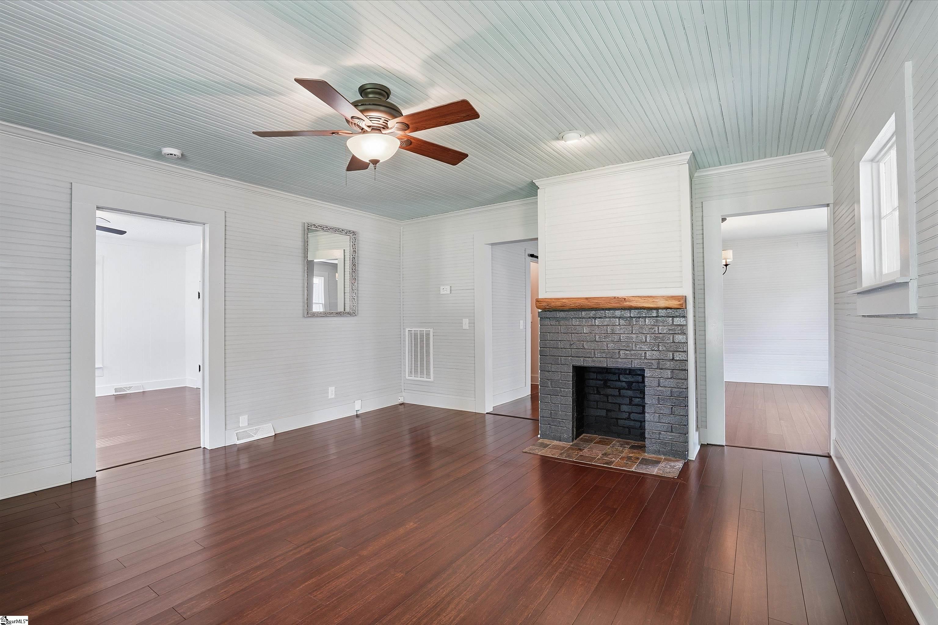 722 Saluda Dam Road Easley, SC 29640 - Photo 4 of 27