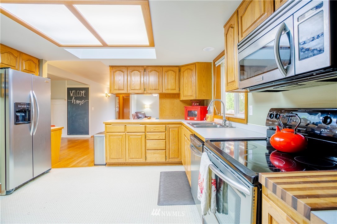 3209 Stanwood Bryant Road Arlington, WA 98223 - Photo 11 of 25 Gallery Image 11