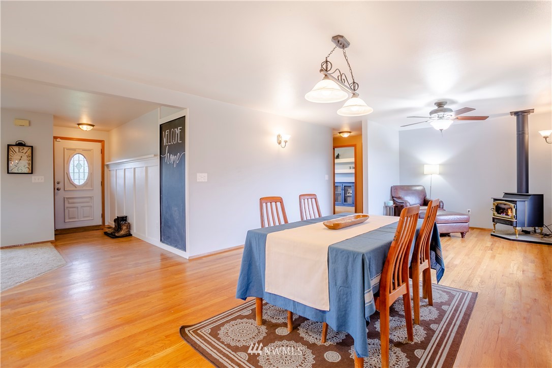3209 Stanwood Bryant Road Arlington, WA 98223 - Photo 8 of 25 Gallery Image 8