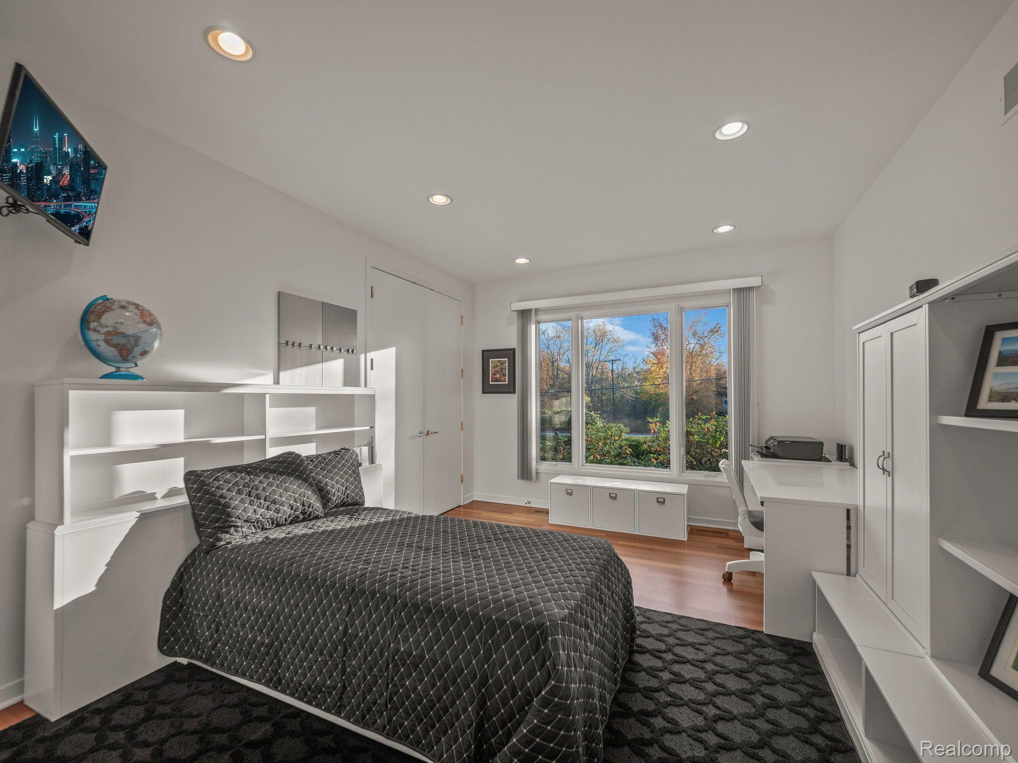 5540 Franklin Road Bloomfield Hills, MI 48301 - Photo 13 of 22 Gallery Image 13