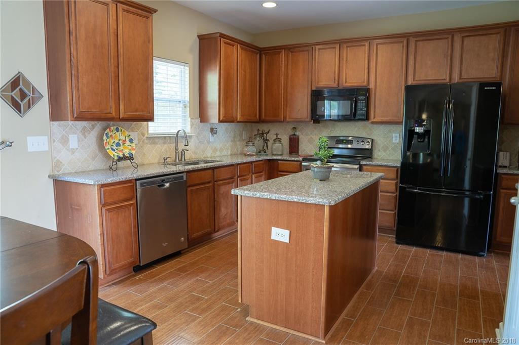 3003 Streamlet Way Monroe, NC 28110 - Photo 12 of 36 Gallery Image 12