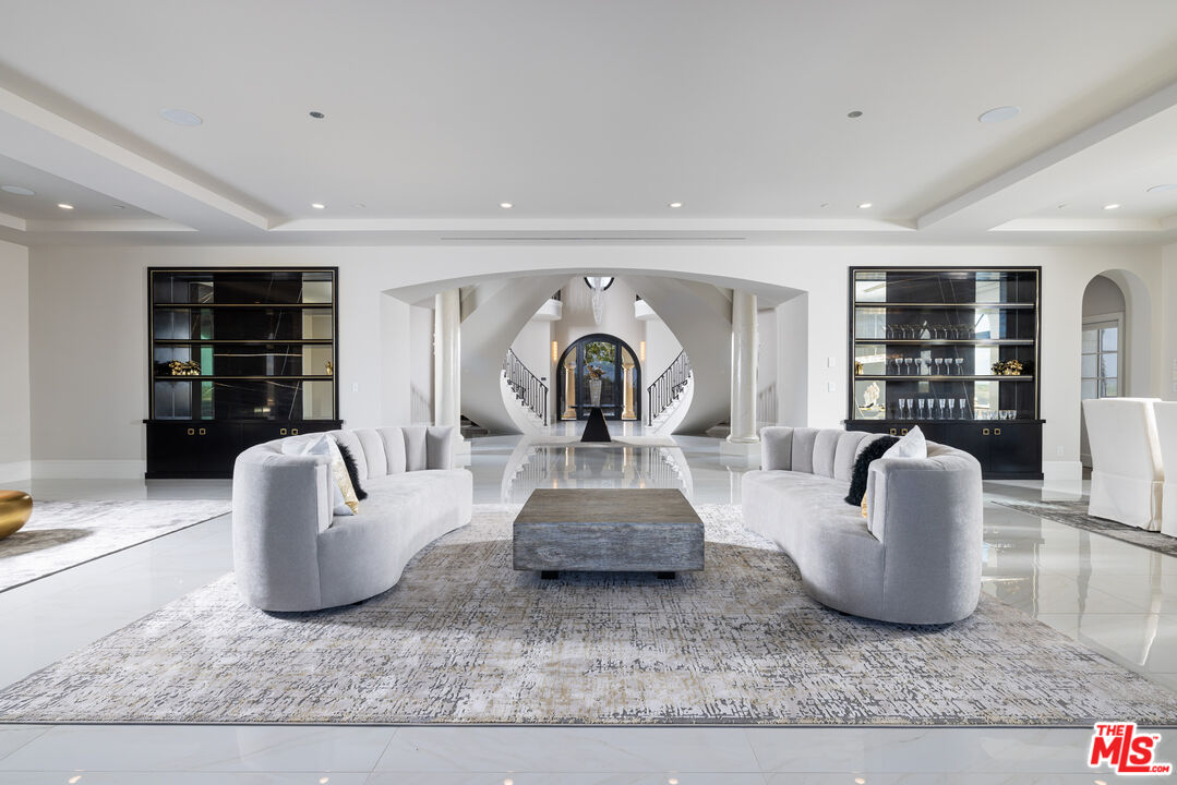 28 Tide Watch Newport Coast, CA 92657 - Photo 6 of 23 a living room with furniture rug and window