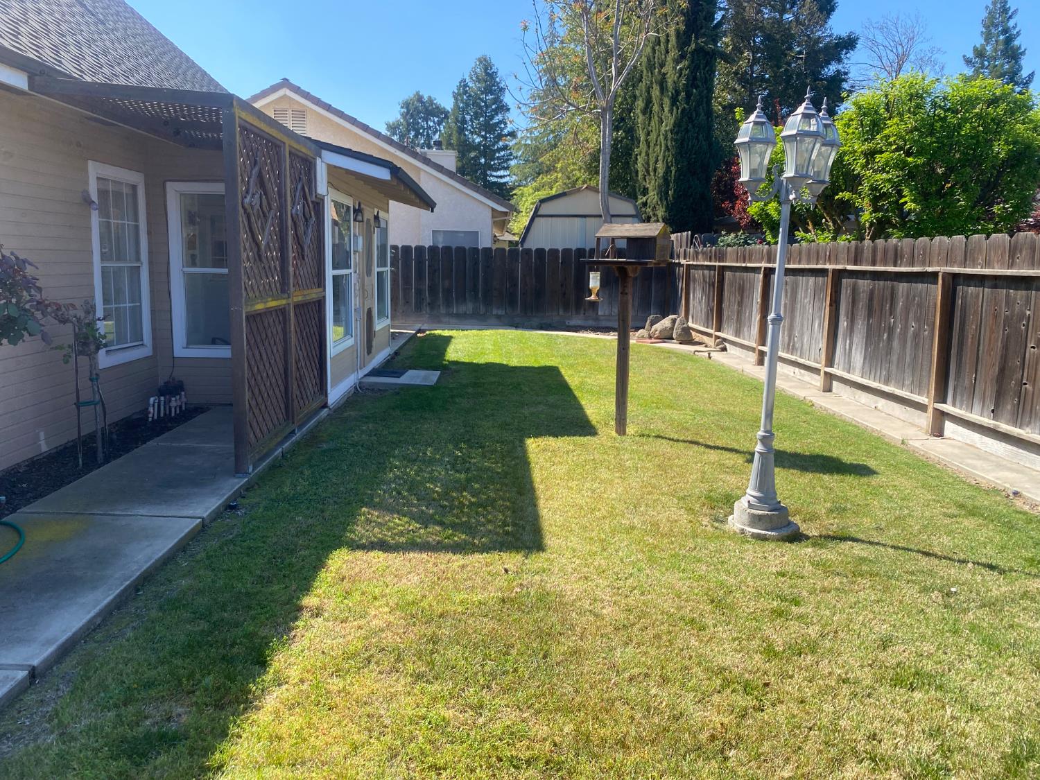 345 Riviera Way Turlock, CA 95382 - Photo 27 of 35