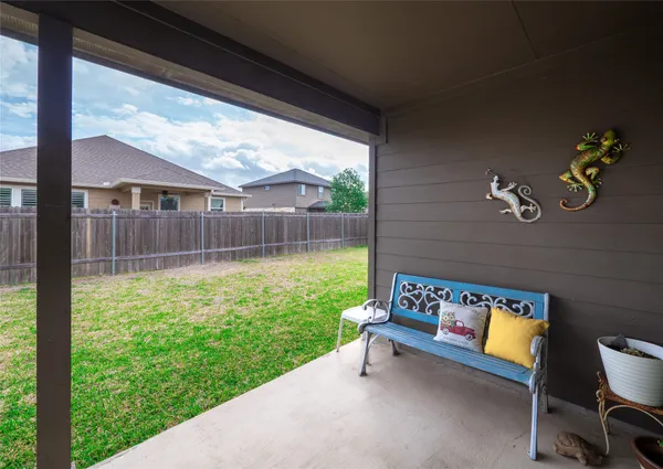 $324,990 | 614 Lantana Avenue, Lockhart, TX 78644