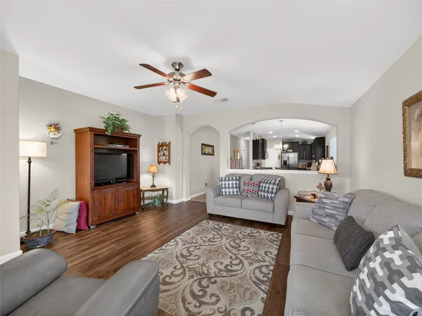 $324,990 | 614 Lantana Avenue, Lockhart, TX 78644