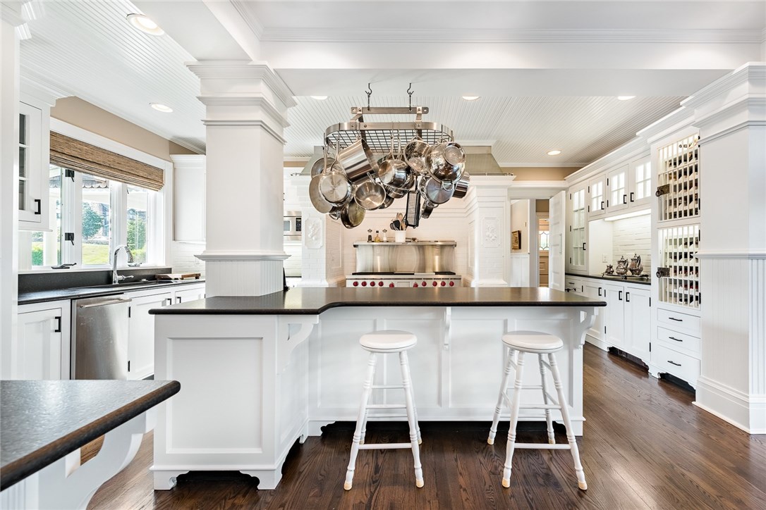 12 Westerly Road Westerly, RI 02891 - Photo 19 of 40