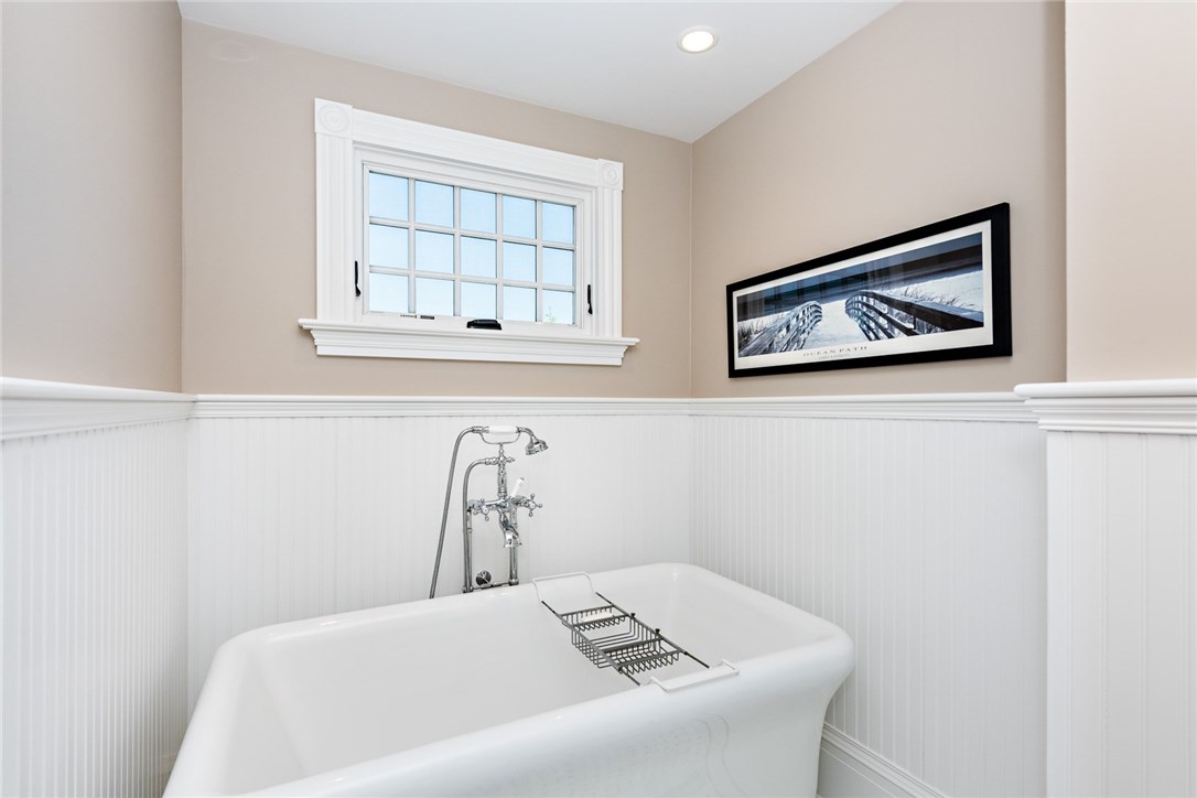 12 Westerly Road Westerly, RI 02891 - Photo 26 of 40