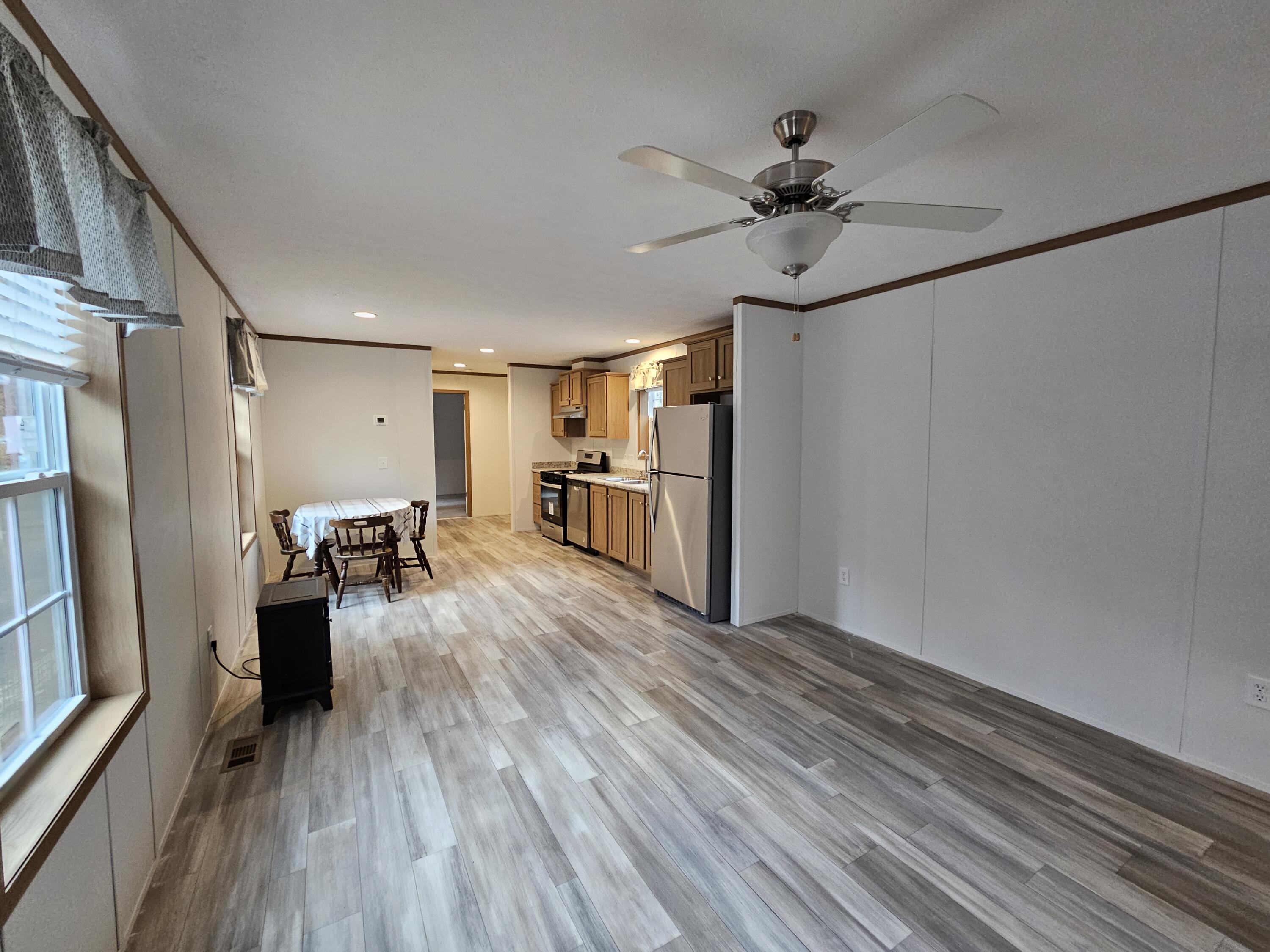 738 East Pittston Road Pittston, ME 04345 - Photo 9 of 26 20231107_141354