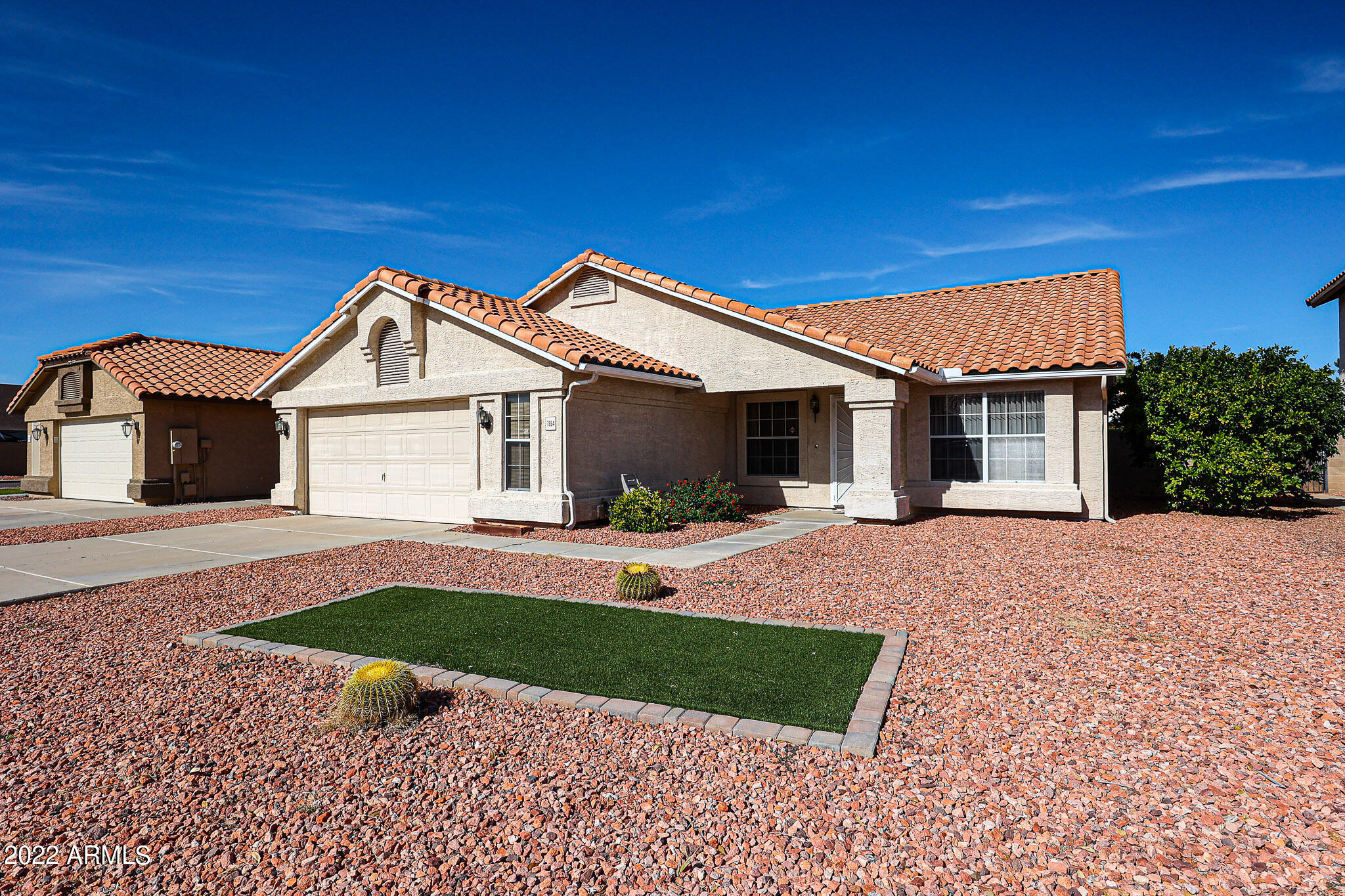 7664 West Redfield Road Peoria, AZ 85381 - Photo 2 of 35 A (3)