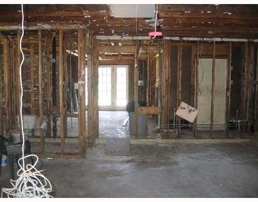 6947 Mayo Road New Orleans, LA 70126 - Photo 5 of 7 Gallery Image 5