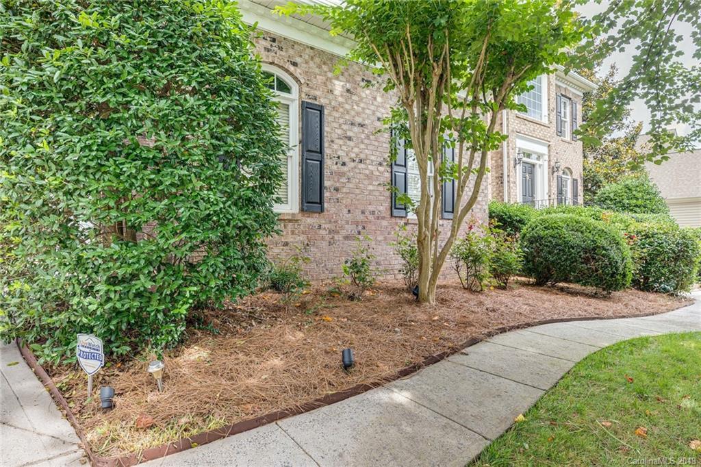 1312 Golden Ridge Road Lake Wylie, SC 29710 - Photo 4 of 47