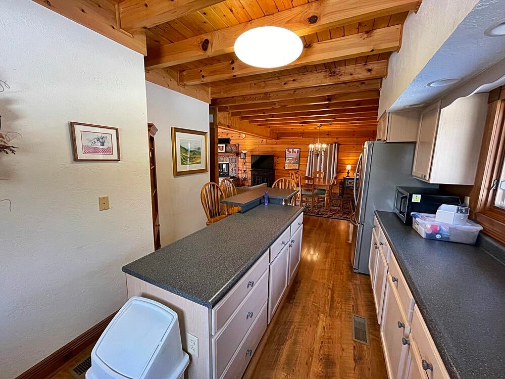 498 Hickory Hill Road Slatyfork, WV 26291 - Photo 15 of 36 Gallery Image 15