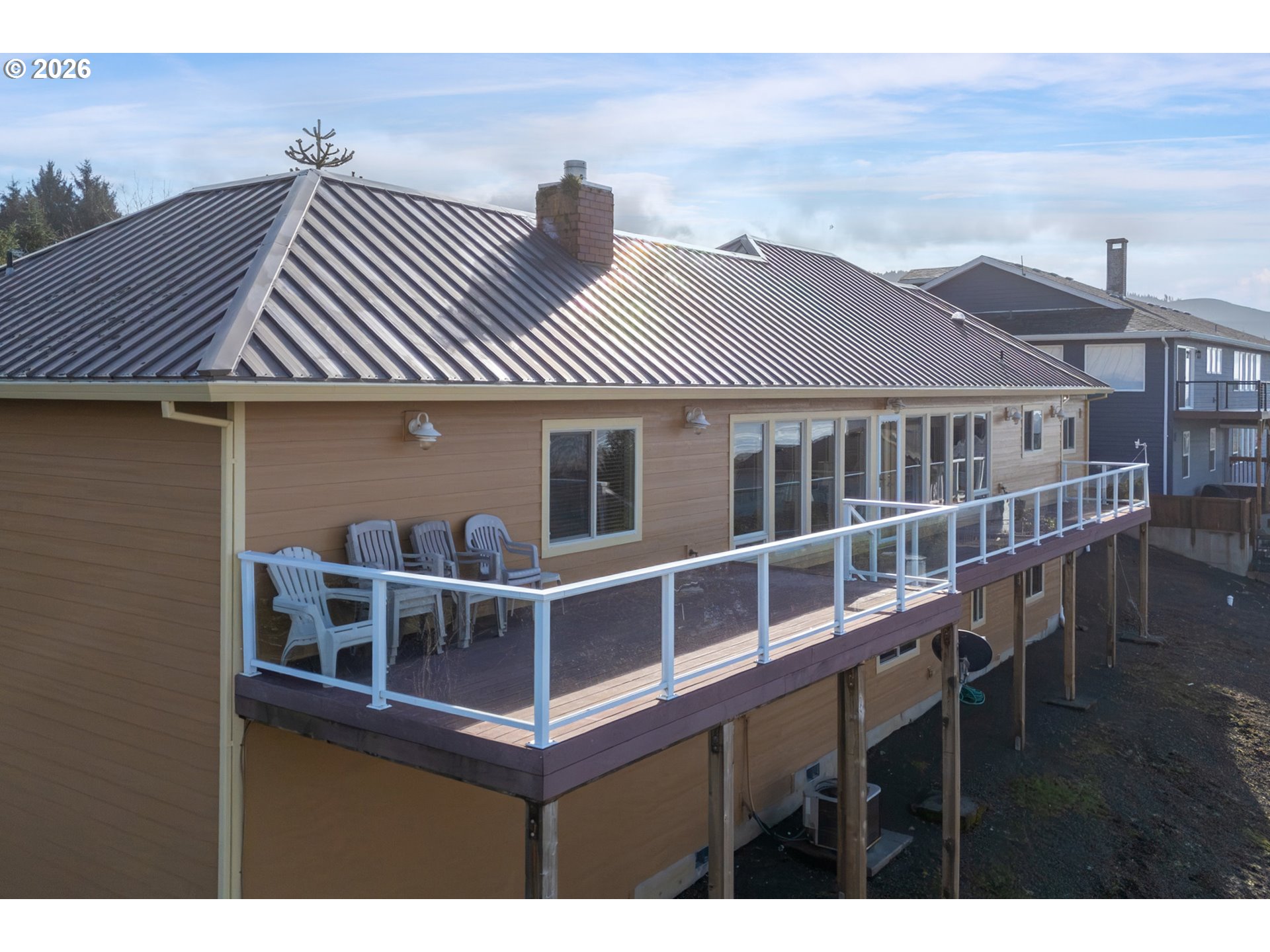 409 Crest Terrace Rockaway Beach, OR 97136 - Photo 10 of 45