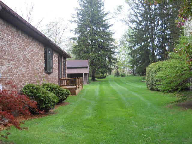 2594 Vivian Road Monroe, MI 48162 - Photo 3 of 16 20400859-2.JPG