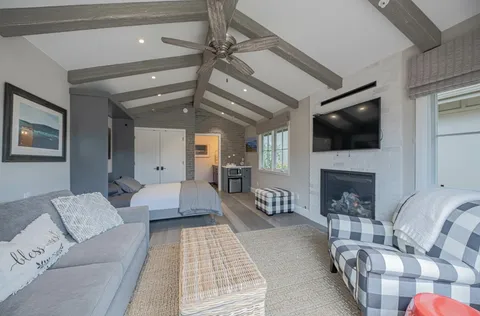 $1,795,000 | 25603 Creekview Circle, Salinas, CA 93908