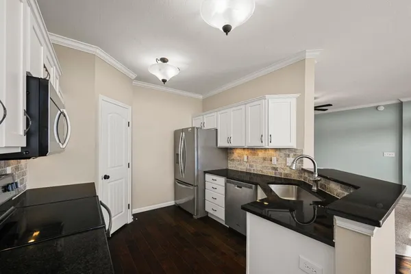 $380,000 | 804 Riviera Drive, Lawrenceburg, IN 47025