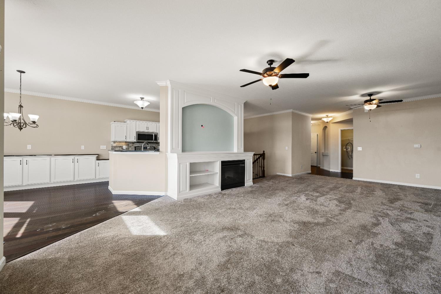 804 Riviera Drive Lawrenceburg, IN 47025 - Photo 8 of 51