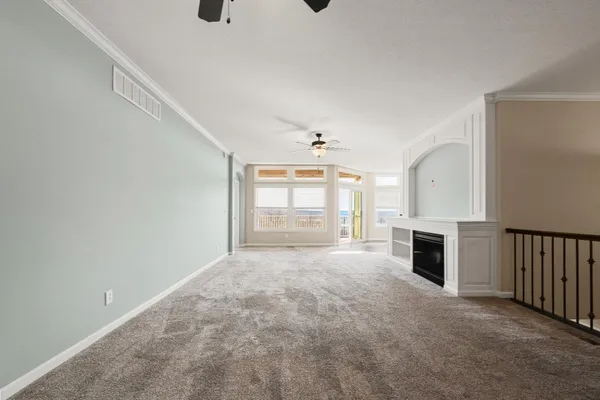 $380,000 | 804 Riviera Drive, Lawrenceburg, IN 47025