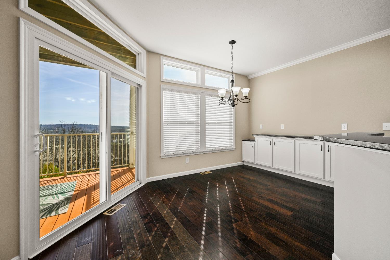 804 Riviera Drive Lawrenceburg, IN 47025 - Photo 10 of 51