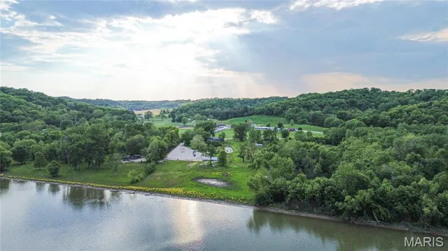 $45,000 | 1218 North Park Street, Hardin, IL 62047