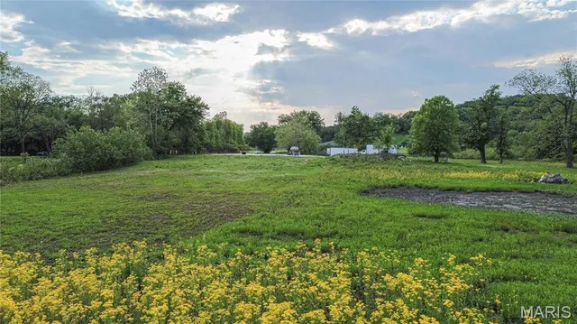 $45,000 | 1218 North Park Street, Hardin, IL 62047