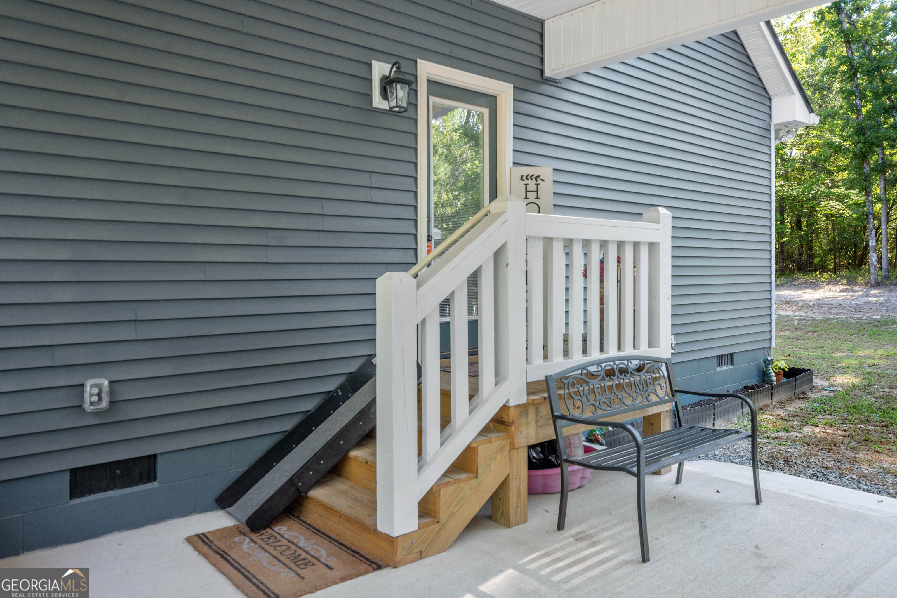 223 Butler Road Southeast Milledgeville, GA 31061 - Photo 4 of 36