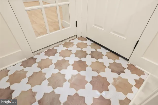 $1,700,000 | 9127 Sligo Creek Parkway, Silver Spring, MD 20901