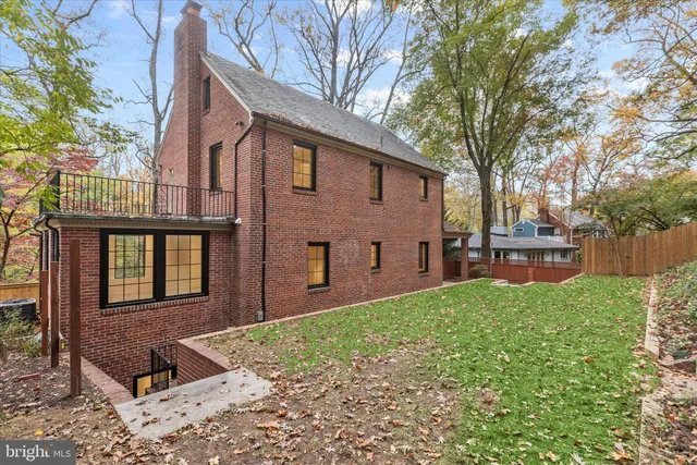 $1,700,000 | 9127 Sligo Creek Parkway, Silver Spring, MD 20901