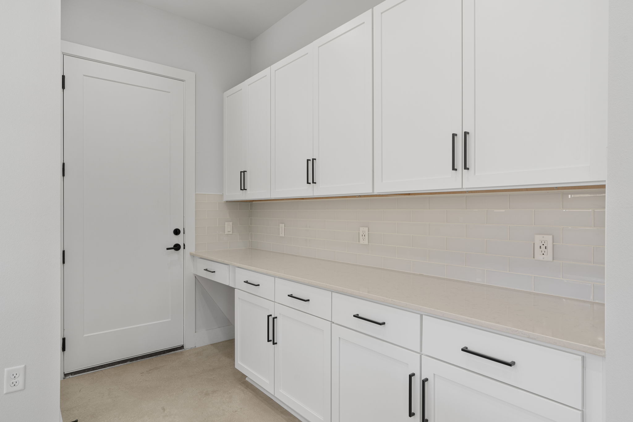 1405 Perez Street, Unit 1 Austin, TX 78721 - Photo 15 of 31 Extended cabinetry and countertop area offer abundant storage and workspace.