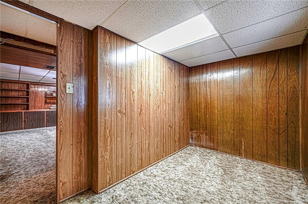 103 Lee Ridge Drive Coraopolis, PA 15108 - Photo 27 of 41 Gallery Image 27