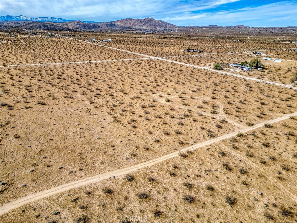 147 Little Road Joshua Tree, CA 92252 - Photo 24 of 37
