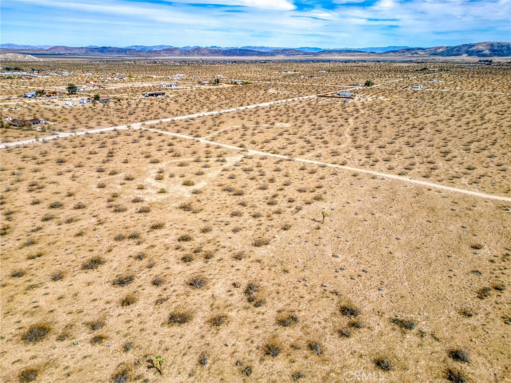 147 Little Road Joshua Tree, CA 92252 - Photo 27 of 37