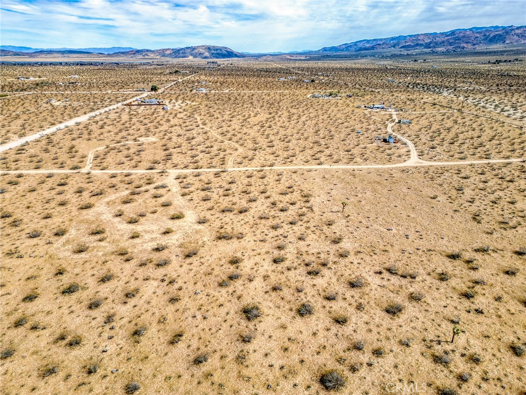 147 Little Road Joshua Tree, CA 92252 - Photo 35 of 37