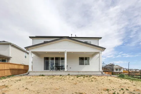 $560,000 | 919 North Undergrove Way, Aurora, CO 80018