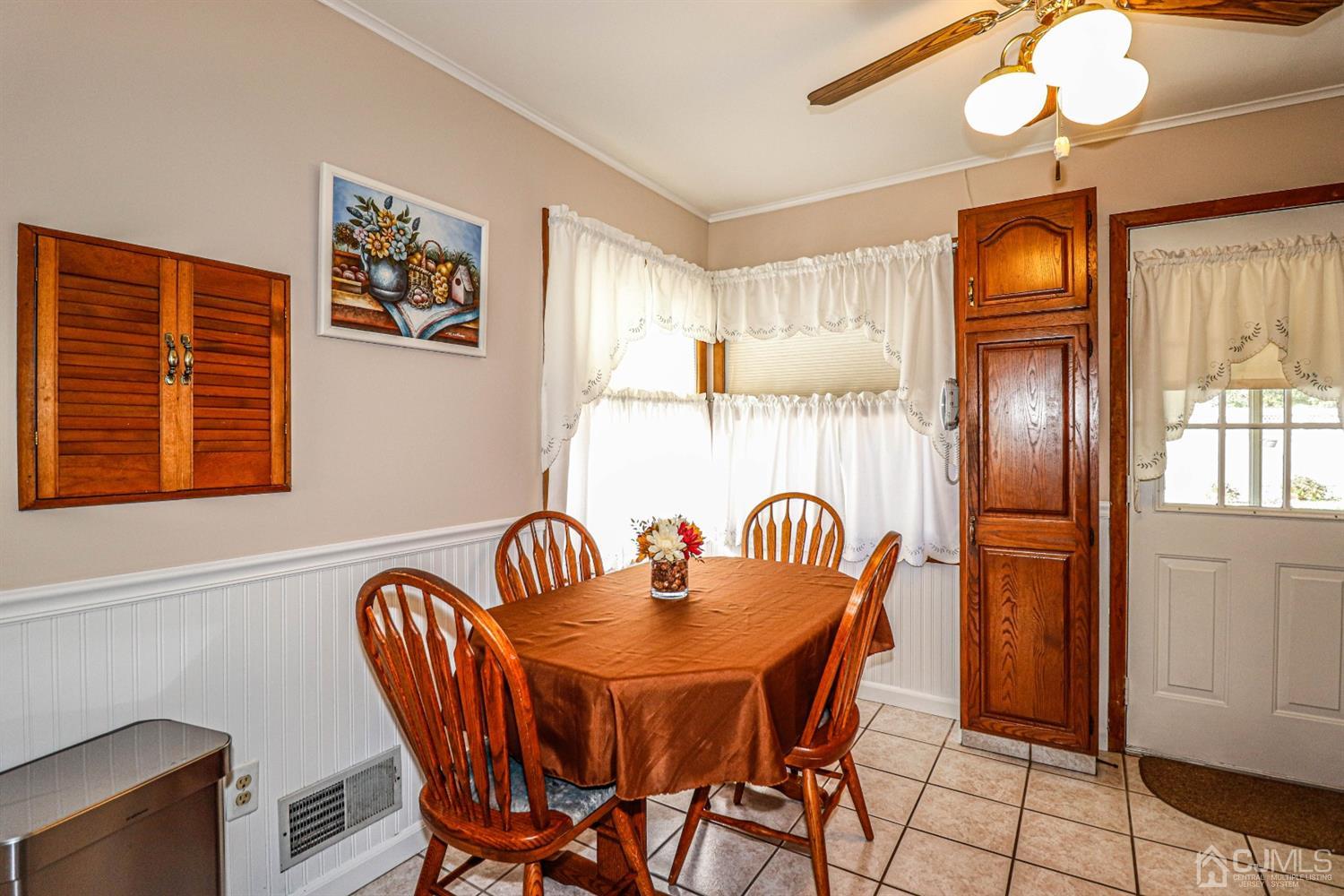 3 Avon Road Edison, NJ 08817 - Photo 11 of 39 a dining room with furniture and window