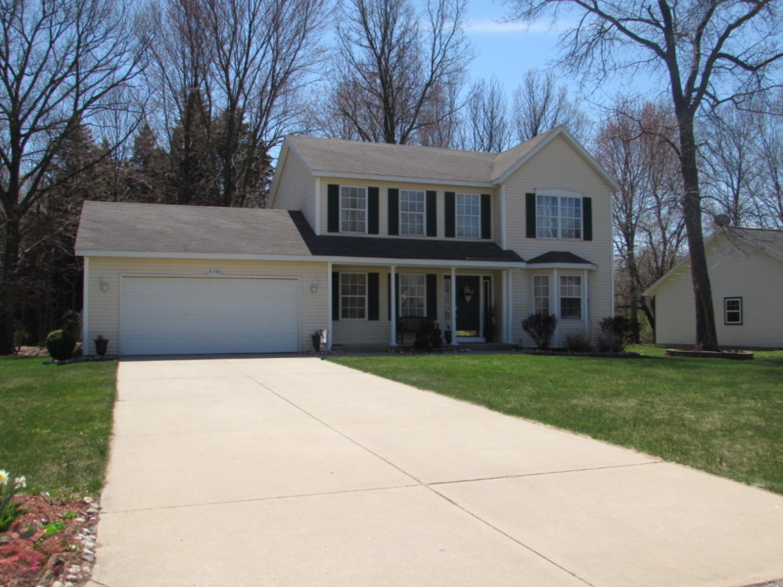 16780 Bridlepath Spring Lake, MI 49456 - Photo 3 of 32 IMG_0886