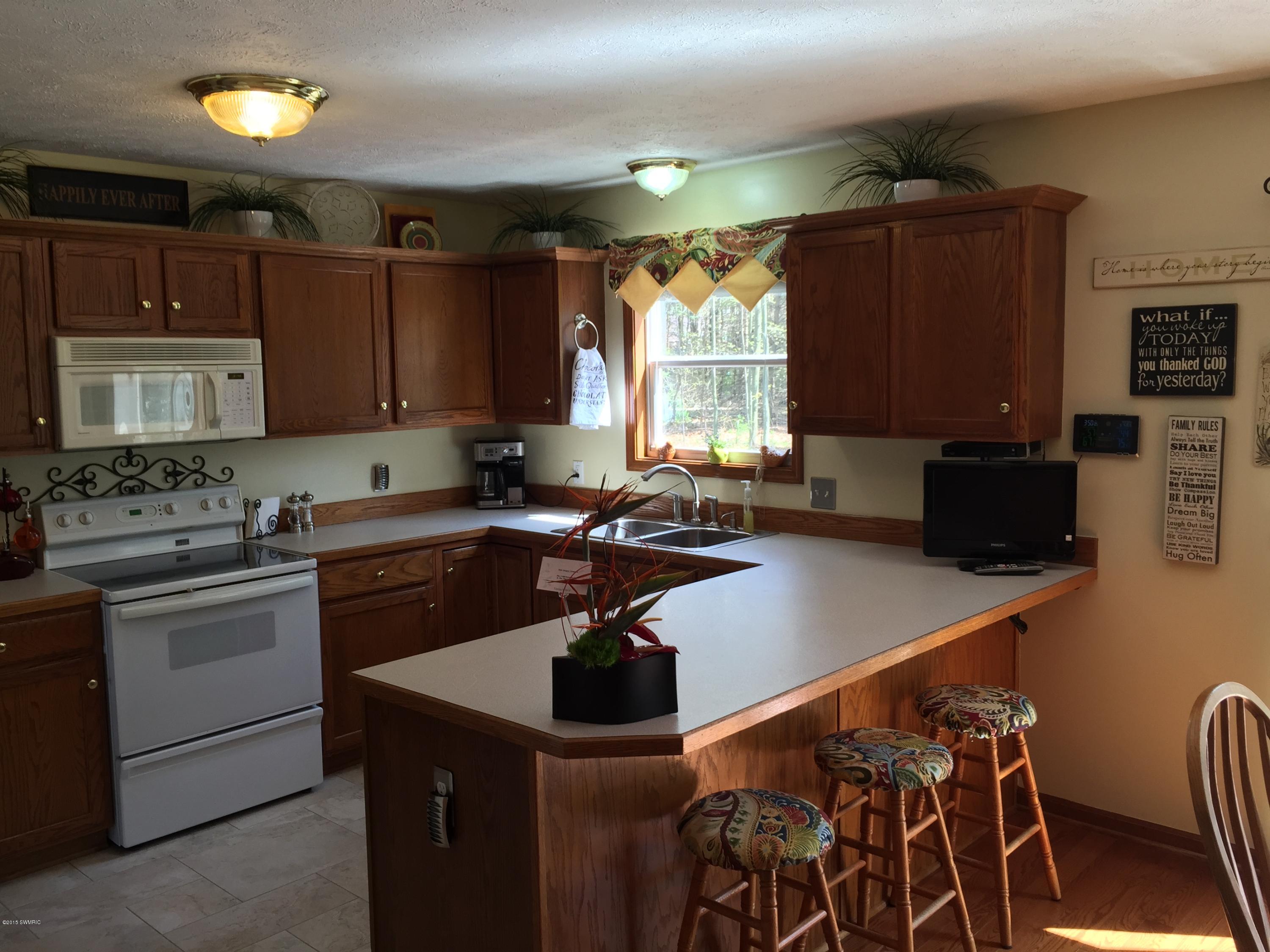 16780 Bridlepath Spring Lake, MI 49456 - Photo 9 of 32 IMG_3367