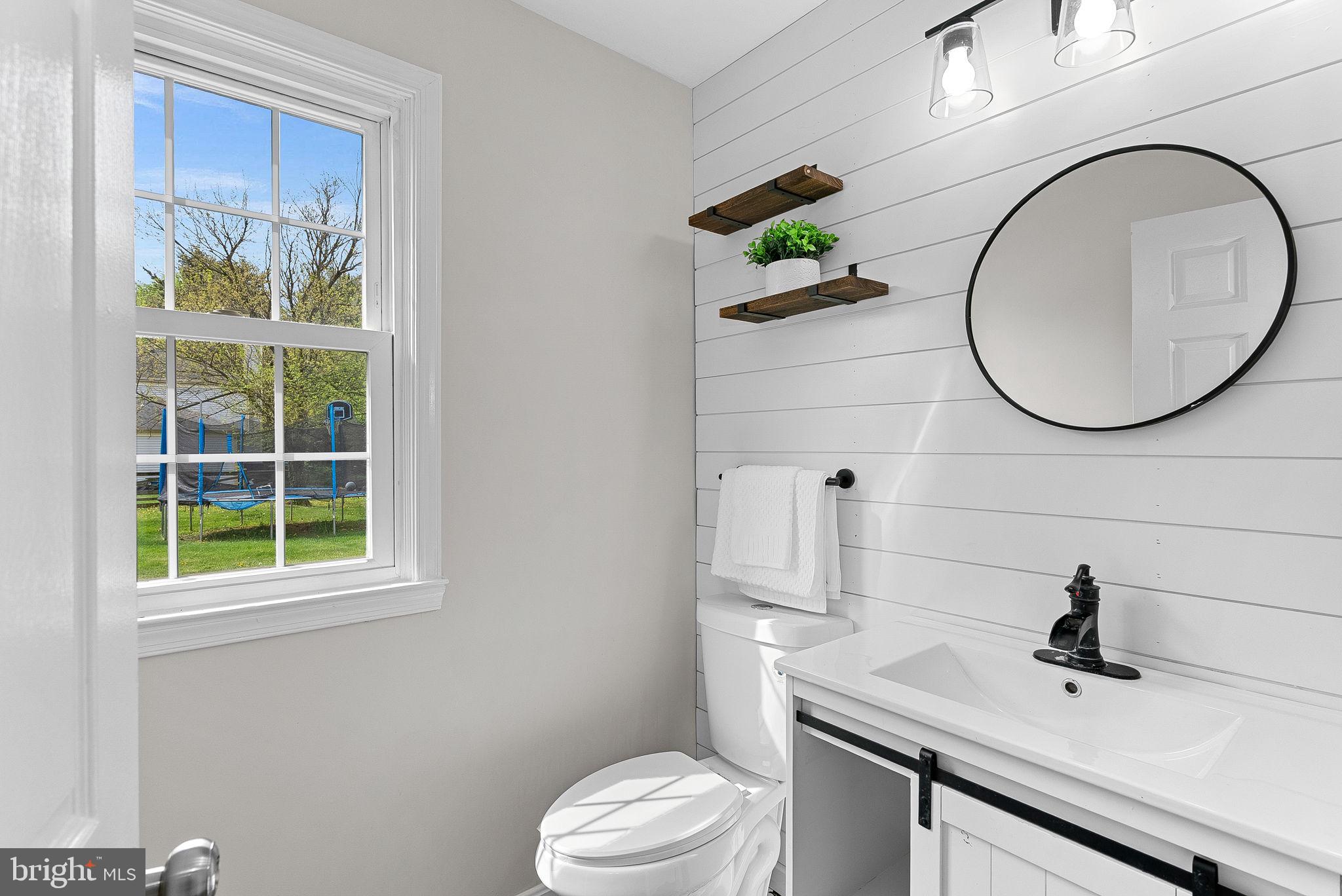 105 Peyton Road Sterling, VA 20165 - Photo 30 of 68 Updated half bath on main level