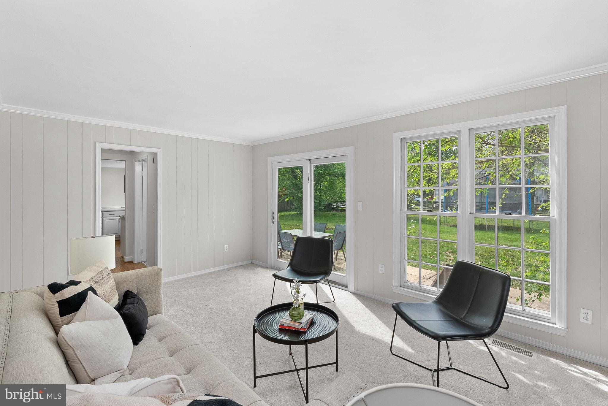 105 Peyton Road Sterling, VA 20165 - Photo 35 of 68 So much natural light!