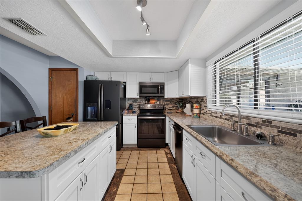 9096 Jena Road Spring Hill, FL 34608 - Photo 8 of 23